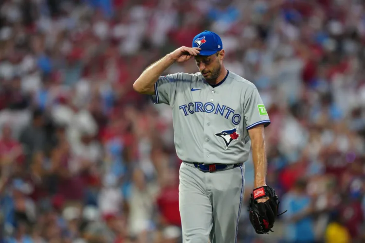 Toronto's Max Scherzer moves into 10th place all-time in strikeouts, passing Walter Johnson